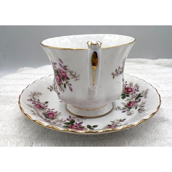 Royal Albert Lavender Rose Tea Cup Saucer Bone China Pink Green Floral Fluted - Picture 4 of 12
